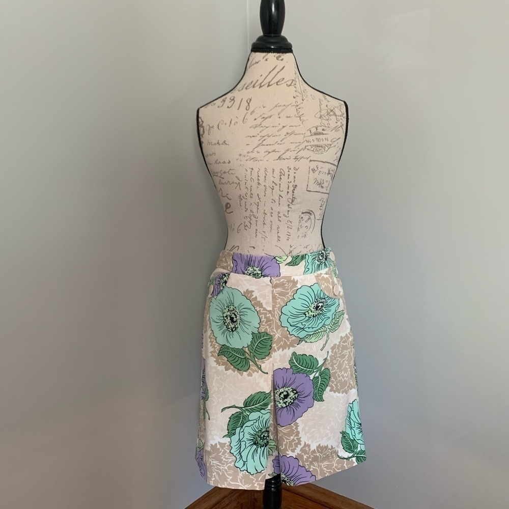 Ann TAYLOR LOFT Floral Box Pleat Skirt